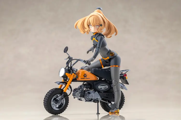 Kotobukiya - MEGAMI DEVICE - Model Kit PUNI MOFU Racing Tu with Honda Z50 J-1