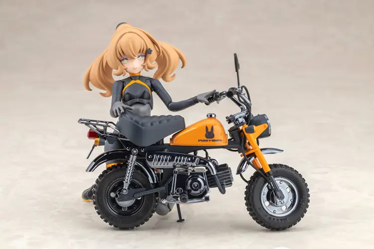 Kotobukiya - MEGAMI DEVICE - Model Kit PUNI MOFU Racing Tu with Honda Z50 J-1