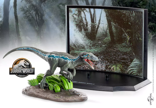 Noble Collection Jurassic World - Blue - Figurka