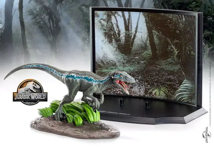 Noble Collection Jurassic World - Blue - Figurka