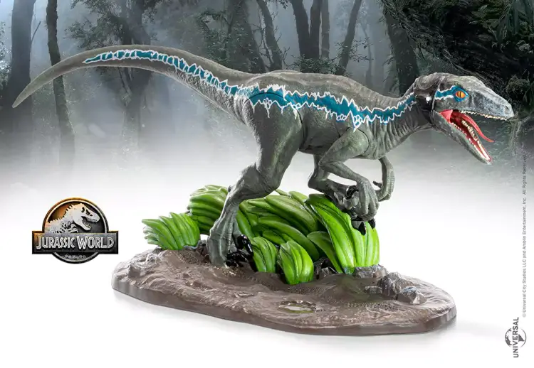 Noble Collection Jurassic World - Blue - Figurka