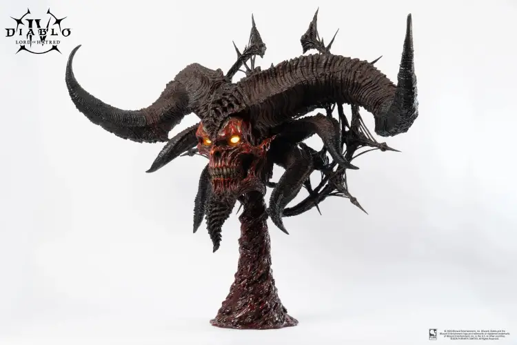 PureArts - DIABLO IV - Mephisto - Scale Art Mask 1/1 90cm