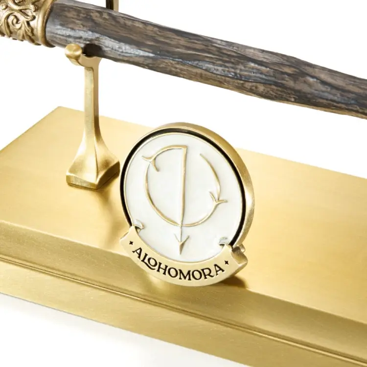 Noble Collection - HARRY POTTER - Celebration Wand - Alohomora