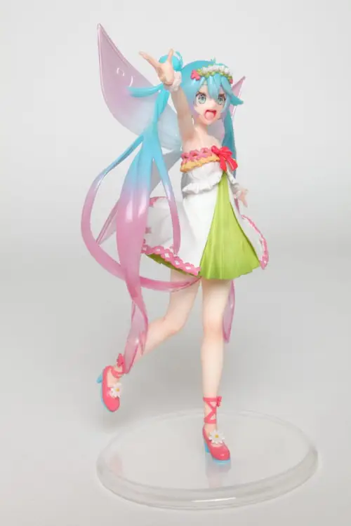 TAITO - HATSUNE MIKU - 3rd Season Spring - Statue 18cm