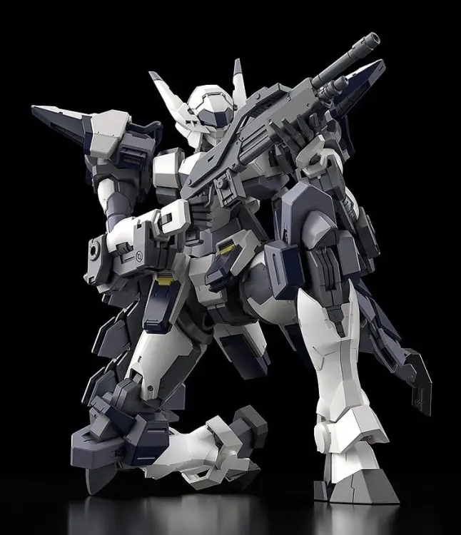 Kadokawa Full Metal Panic! Plastic Model Kit 1/48 Azur Raven with Type 10 Modified Monomolecular Blade Plated Ver. & Special Display Base