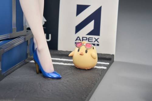 x_apex42319_a.jpg