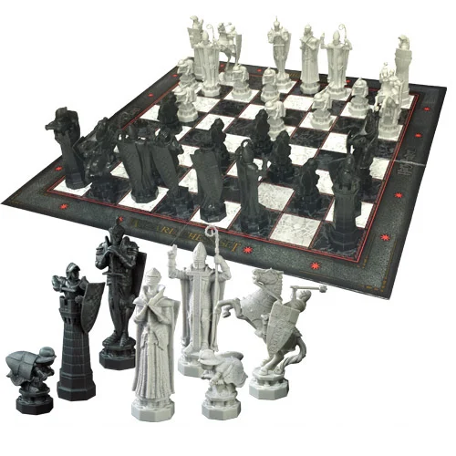 Noble Collection - HARRY POTTER - Wizard Chess Set