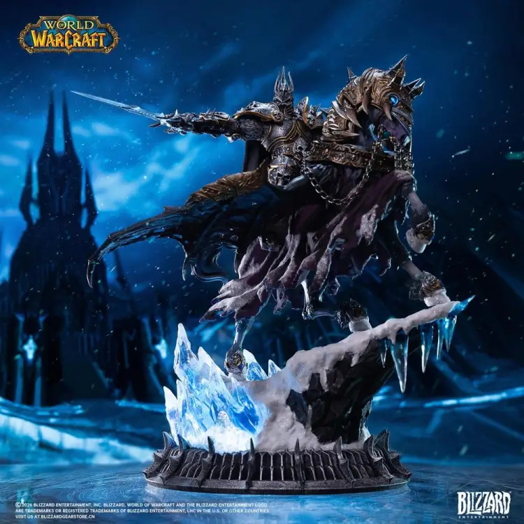 Blizzard World of Warcraft - The Lich King & Invincible - Statue 36 cm