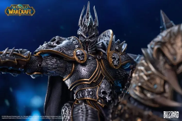 Blizzard World of Warcraft - The Lich King & Invincible - Statue 36 cm
