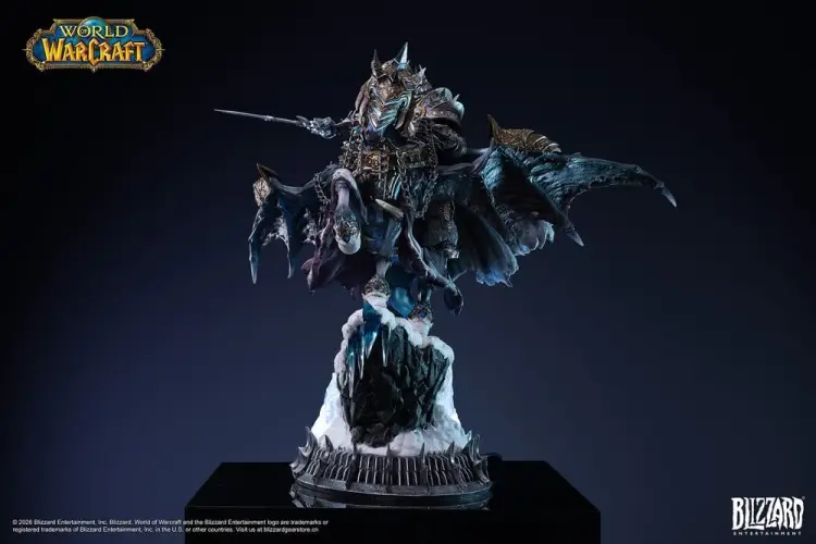 Blizzard World of Warcraft - The Lich King & Invincible - Statue 36 cm