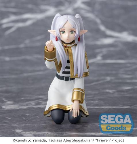 FRIEREN - Frieren Poking Something - Figurka PM Perching 10cm