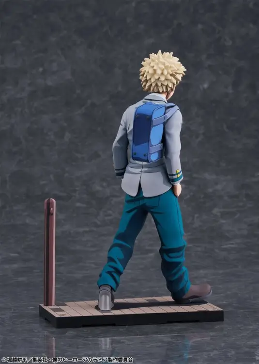 Tomy My Hero Academia PVC Figure 1/8 Katsuki Bakugo U.A. High School Uniform 2D Ver. 23 cm