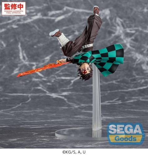 Sega Demon Slayer: Kimetsu no Yaiba - Tanjiro Kamado - Luminasta Hinokami Kagura Setting Sun Transformation