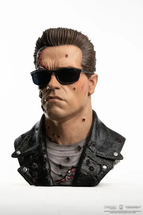 Pure Arts Terminator 2 - T-800 Model 101 - Battle Damaged 1/1 Scale Art Mask Replica