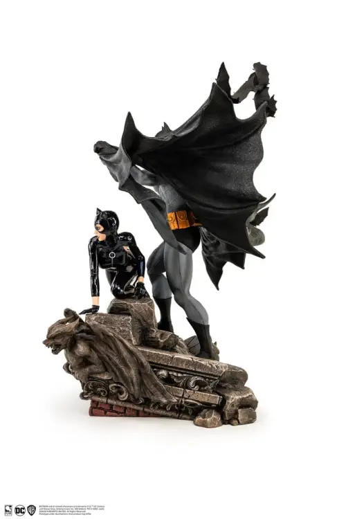 Pure Arts DC Comics - Batman & Catwoman - Reunion Statuetka 1/4