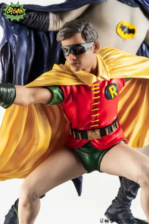 Pure Arts DC Comics - Batman & Robin - PVC Diorama Statue 1/8 1966