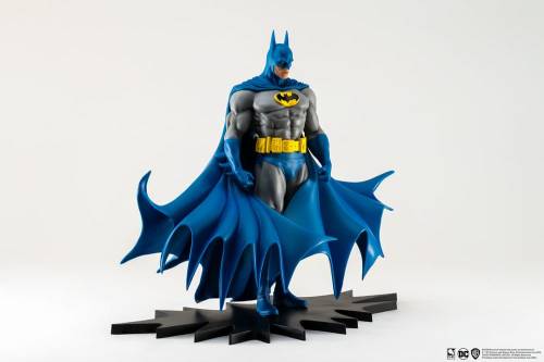 Pure Arts Batman - Batman - Classic Version Previews Exclusive Statua