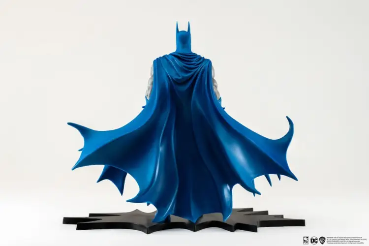 Pure Arts Batman - Batman - Classic Version Previews Exclusive Statua