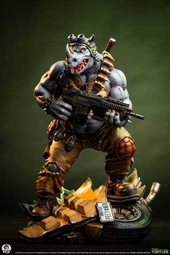 Premium Collectibles Studio Teenage Mutant Ninja Turtles Legends - Rocksteady - Statue 1/3 Scale
