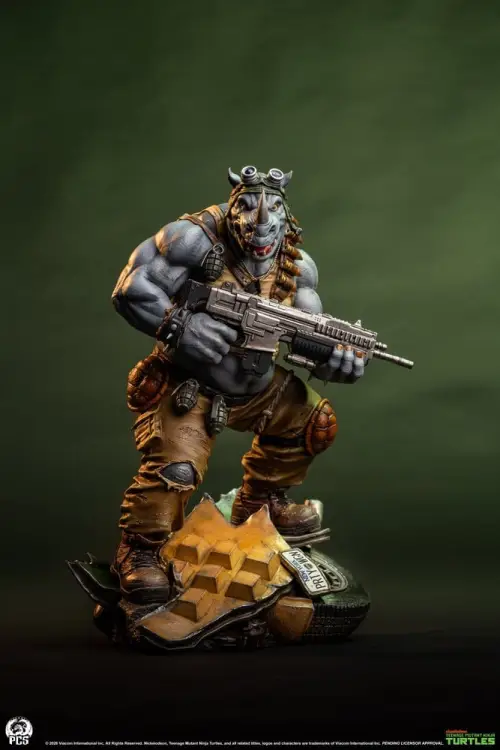 Premium Collectibles Studio Teenage Mutant Ninja Turtles Legends - Rocksteady - Statue 1/3 Scale