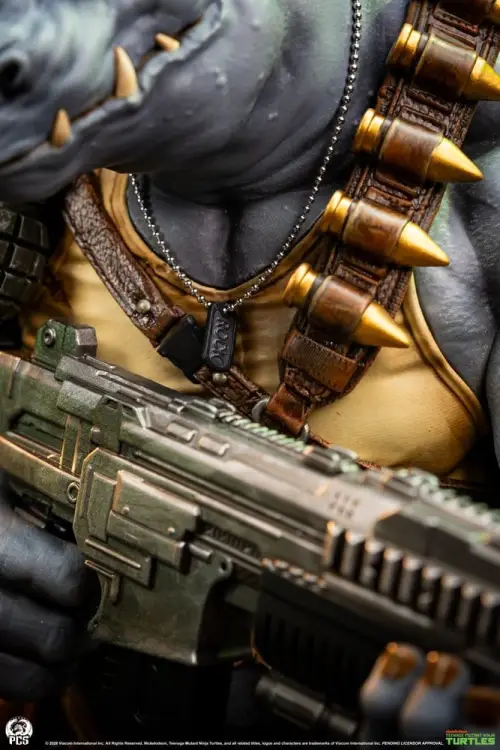 Premium Collectibles Studio Teenage Mutant Ninja Turtles Legends - Rocksteady - Statue 1/3 Scale