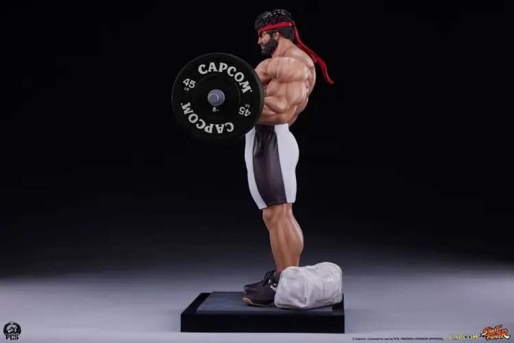 Premium Collectibles Studio Street Fighter Premier Series - Evil Ryu - Powerlifting Edition 1/4