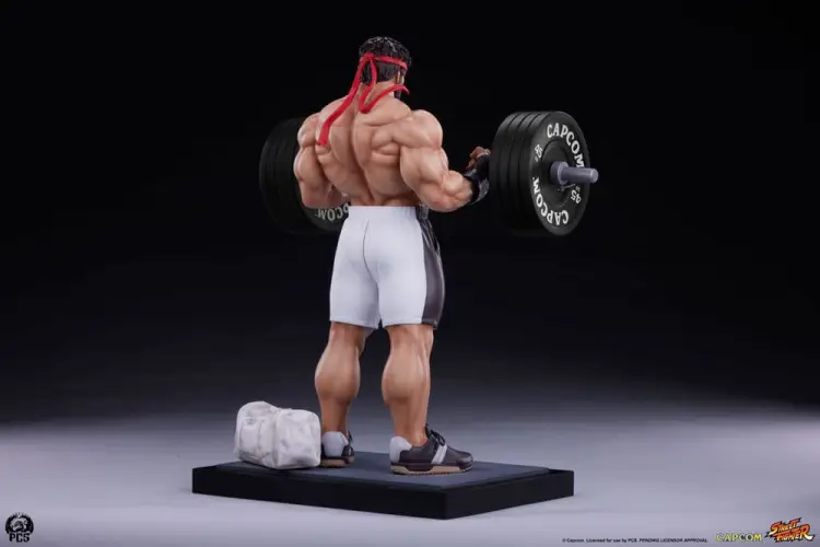 Premium Collectibles Studio Street Fighter Premier Series - Evil Ryu - Powerlifting Edition 1/4