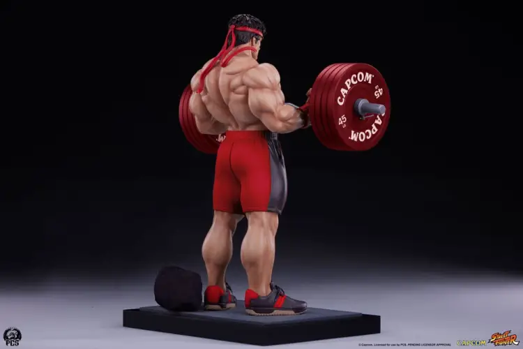 Premium Collectibles Studio Street Fighter Premier Series - Ryu - Powerlifting 1/4 Scale