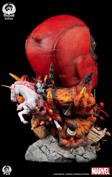 Premium Collectibles Studio Marvel - Deadpool - Fine Art Bust Deluxe Edition 42 cm