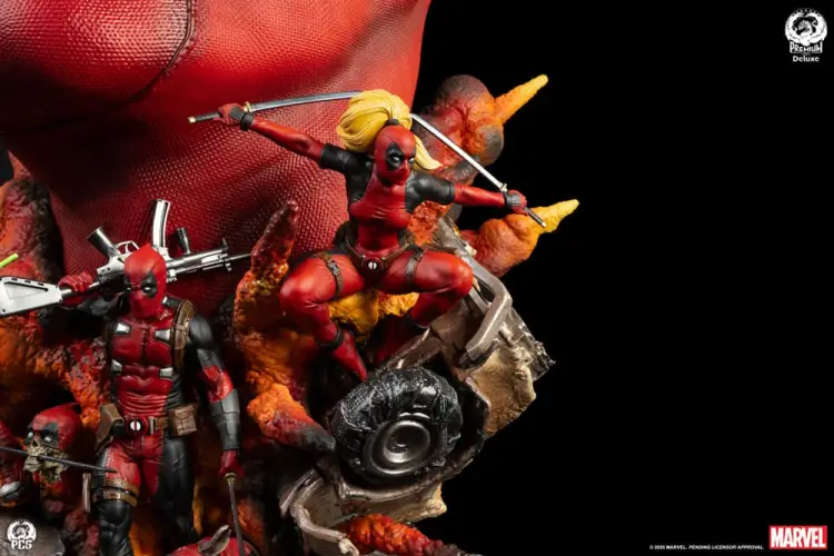Premium Collectibles Studio Marvel - Deadpool - Fine Art Bust Deluxe Edition 42 cm