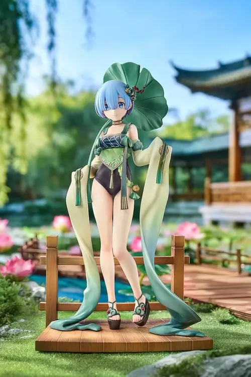 Good Smile Company Re:ZERO -Starting Life in Another World- - Rem - Breather in the Garden Ver. 1/7 Statue 26 cm