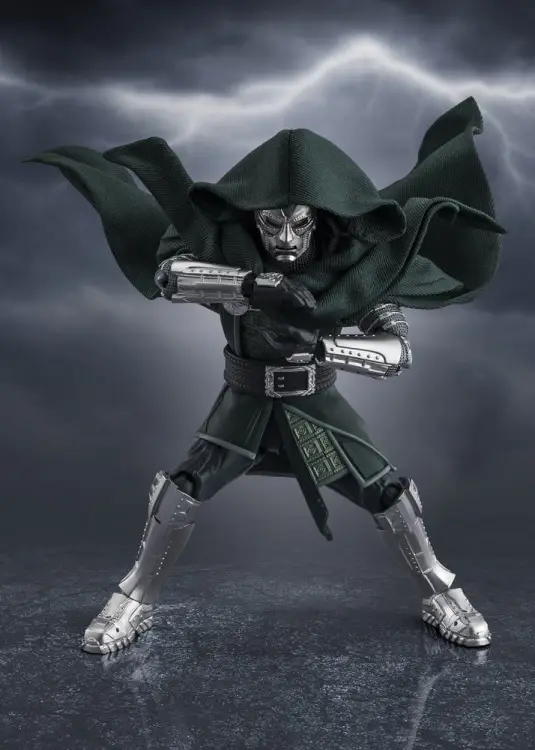 Bandai S.H.Figuarts Marvel - Doctor Doom - Avengers: Doomsday #1