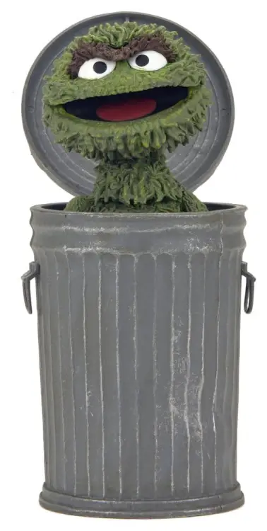 NECA Sesame Street - Oscar the Grouch - Ultimate Action Figure #18cm