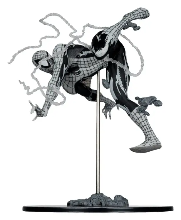 McFarlane Toys Marvel - Spider-Man - Line Art Gold Label #1/10
