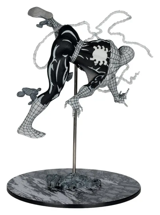 McFarlane Toys Marvel - Spider-Man - Line Art Gold Label #1/10