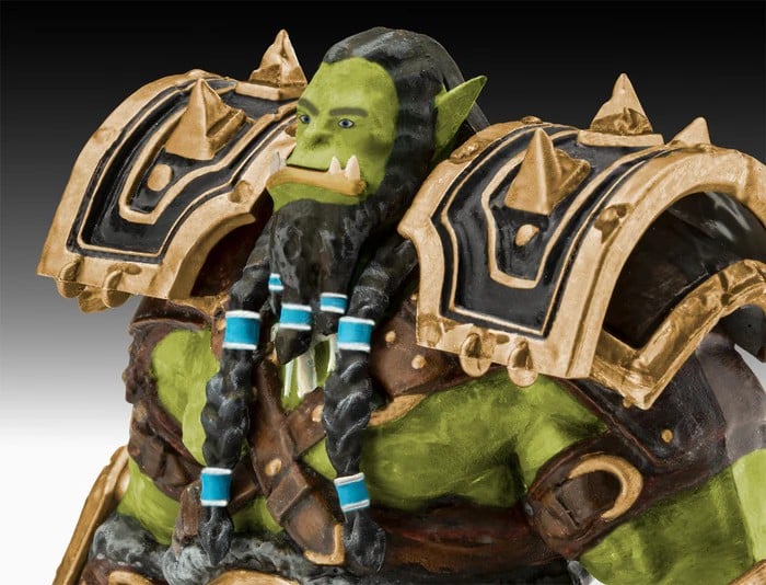 Revell World of Warcraft - Thrall - Zestaw Modelarski 1/16
