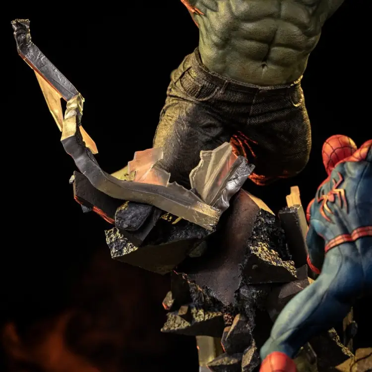Iron Studios - Marvel Comics Art Scale Statue 1/10 Spider-Man vs Hulk 38 cm