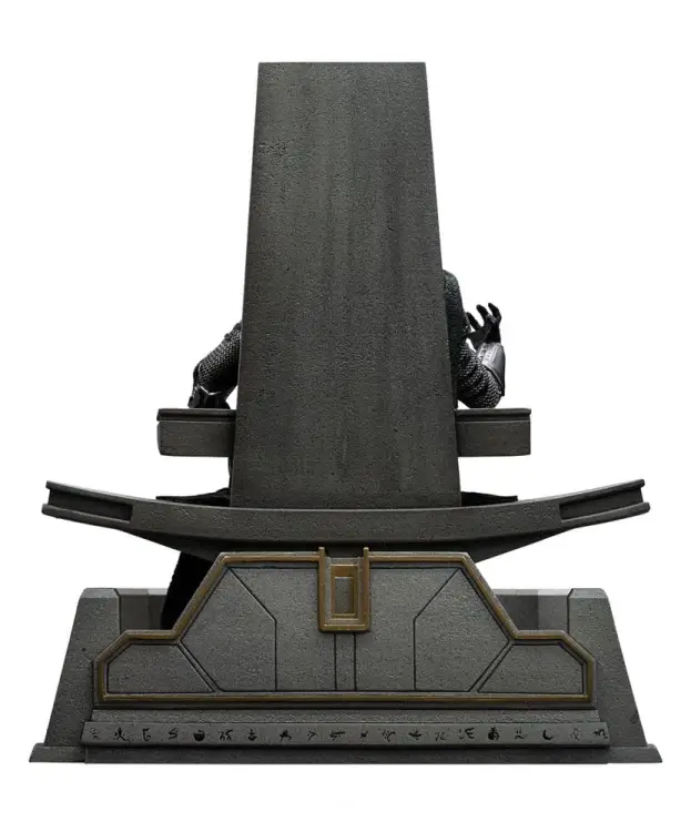 Iron Studios - Avengers: Doomsday Art Scale Statue 1/10 Doctor Doom on Throne 22 cm