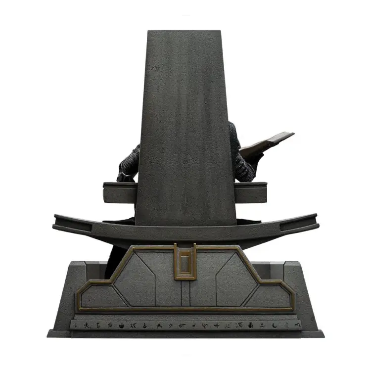 Iron Studios - Avengers: Doomsday Art Scale Statue 1/10 Doctor Doom on Throne 22 cm