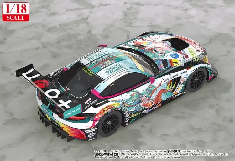 Good Smile Racing - Hatsune Miku GT Project 1/18 Scale Good Smile Hatsune Miku AMG 2016 SUPER GT Ver. 26 cm