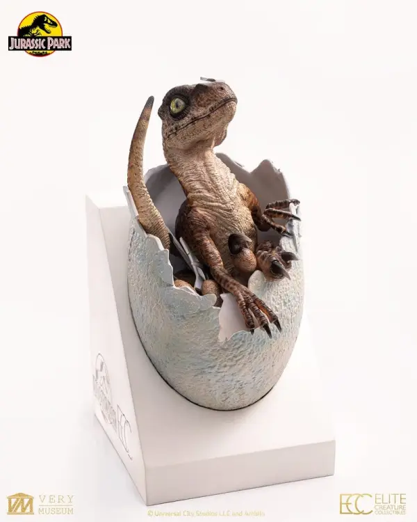 Elite Creature Collectibles - Jurassic Park Velociraptor Hatching Egg Replica 24 cm