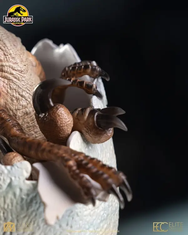 Elite Creature Collectibles - Jurassic Park Velociraptor Hatching Egg Replica 24 cm