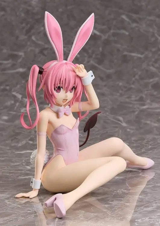 FREEing - To Love-Ru Darkness PVC Figure 1/4 Nana Astar Deviluke Bare Leg Bunny Ver. 26 cm