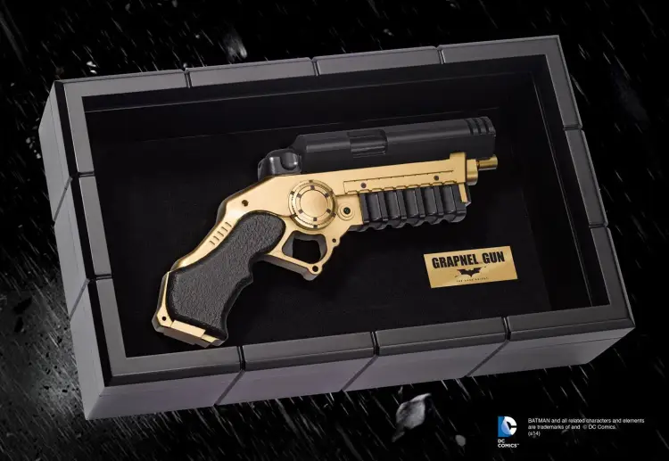 Noble Collection - Batman The Dark Knight Replica 1/1 Grapnel Gun