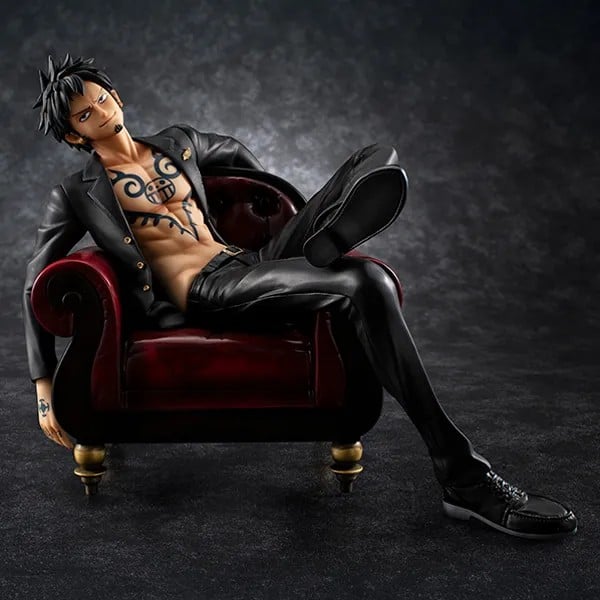 Megahouse One Piece Trafalgar Law Ver. R P.O.P. S.O.C. Statue 14cm
