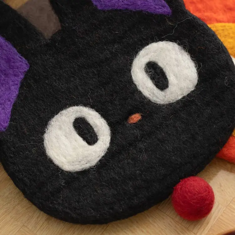 KIKI'S DELIVERY SERVICE - Jiji - Ręcznie robiona podkładka na stół 1,2x17x26cm
