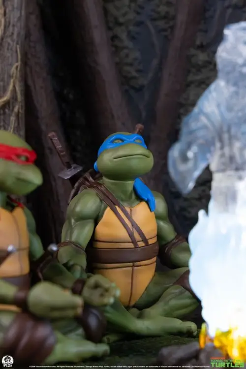 Premium Collectibles Studio Teenage Mutant Ninja Turtles Movie Moments - Splinters Spirit - Mini Scale Diorama