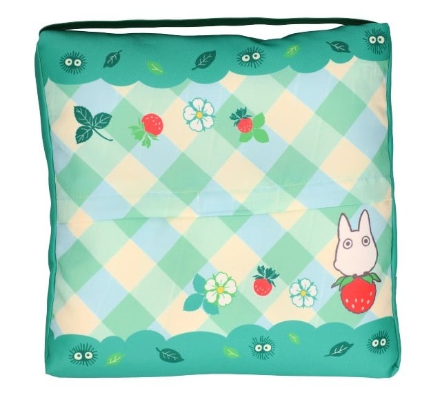 Benelic - My Neighbor Totoro - Totoro Strawberry - Pillow 30x30cm