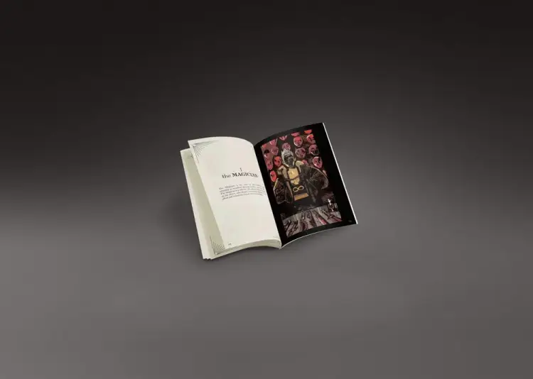 Dark Horse Cyberpunk 2077 - Tarot Deck & Guidebook