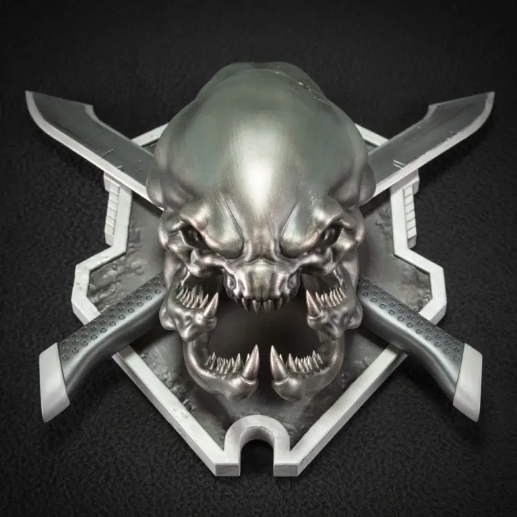 Dark Horse Halo - Elite Skull - Legendary Icon Grunt Edition Wall Sculpture